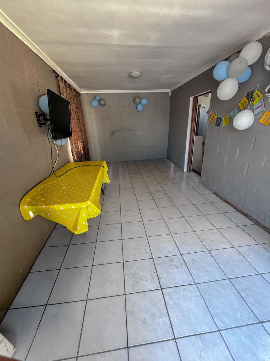3 Bedroom Property for Sale in Thornton Western Cape